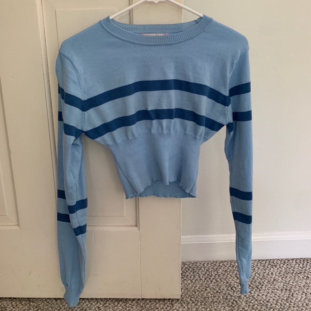 Cute striped crop top